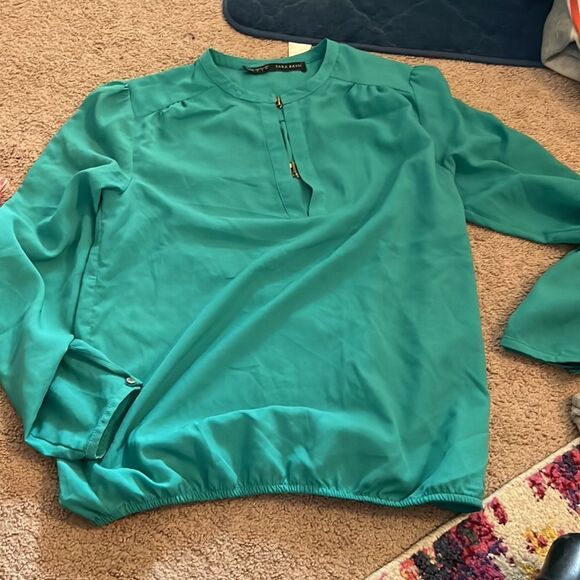 Zara small green blouse - Picture 2 of 7